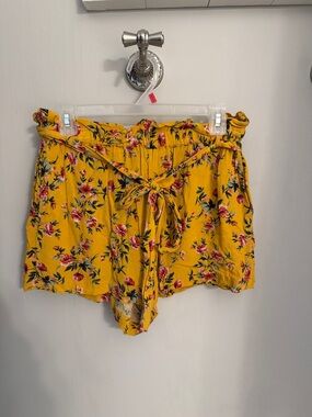 American Eagle Outfitters Yellow Floral Tie-Front High Waist Shorts